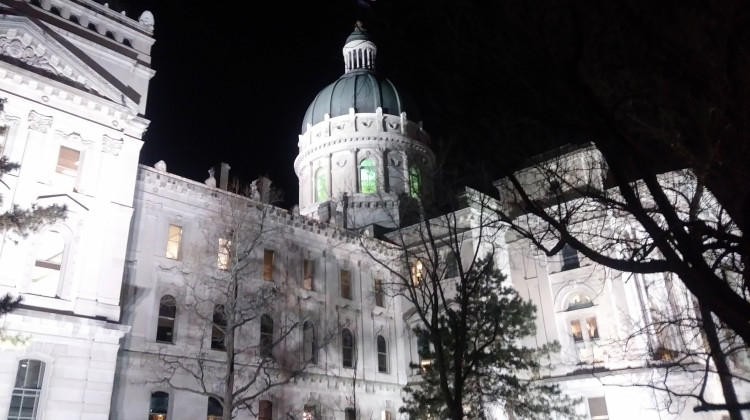 Indiana Senate panel backs bill without big tax-cut proposal