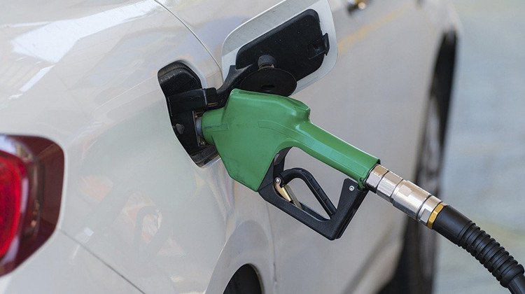 Indiana gasoline taxes dropping 5 cents a gallon next month