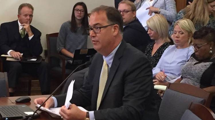 Gleaners CEO John Elliot testifies at food desert study committee. - Jill Sheridan/IPB News
