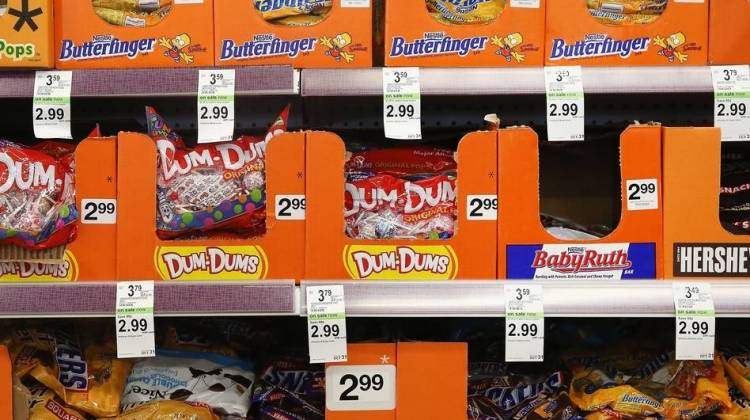 Candy Sales Are Flat; The Industry Blames The Weather