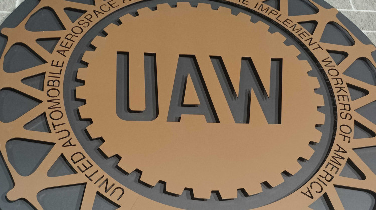 UAW appears to be moving toward a potential deal with Ford that could end strike