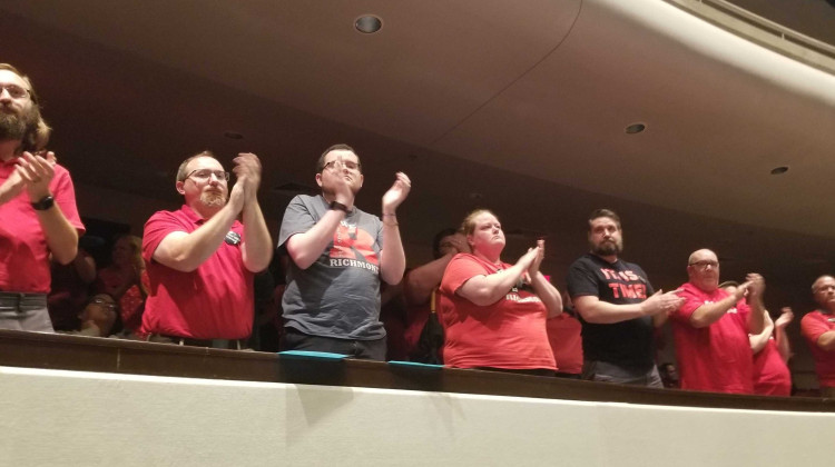 Richmond Education Association supporters attended a Sept. 27 school board meeting to voice concerns about the district's supplemental payments and decision to suspend REA President and teacher Kelly McDermott.  - Kirsten Adair/IPB News