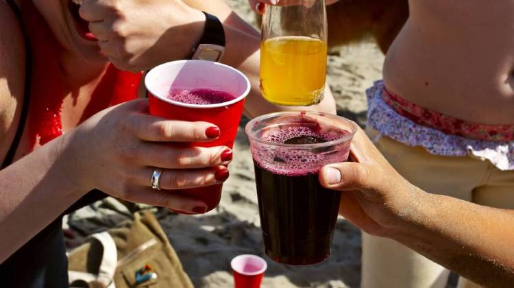 Can Fear Of Cancer Keep College Kids From Binge Drinking?