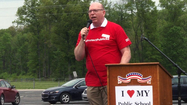ISTA President-Elect Keith Gambill speaks at a public education rally in 2018. - Jeanie Lindsay/IPB News