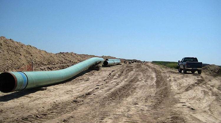 Pence Urges Obama To Approve Keystone Pipeline