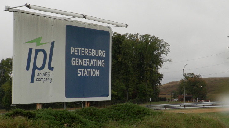 The Petersburg plant currently employs about 300 people and is one of the largest taxpayers in Pike County. It also emits the third most greenhouse gases of any facility in the state. - Alan Mbathi/IPB News