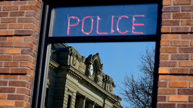 Members of the public who get within 25 feet of on-duty police after being told to stop would commit a Class C misdemeanor under legislation headed to the governor's desk. - FILE PHOTO: Justin Hicks/IPB News