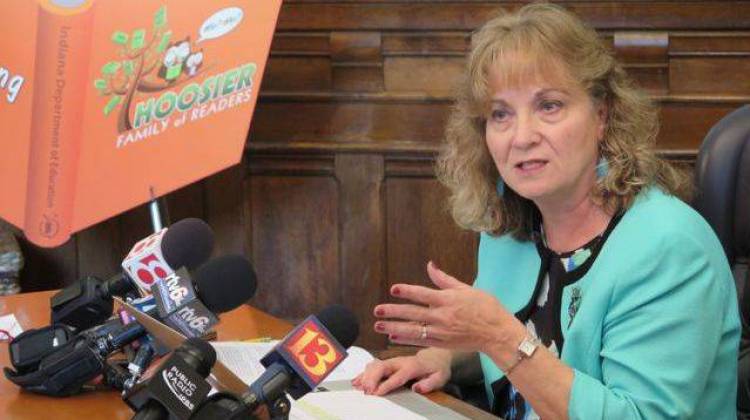 State Superintendent Glenda Ritz speaks with reporters after Indiana's request for a waiver from some rules of the federal No Child Left Behind law was approved in 2014. ( - Scott Elliott / Chalkbeat Indiana