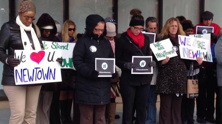 In Wake of Newtown Anniversary, Hoosiers Call for Change