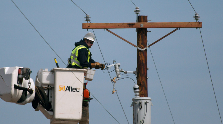 New Bill Seeks To Add High School Career Pathway For Utilities 