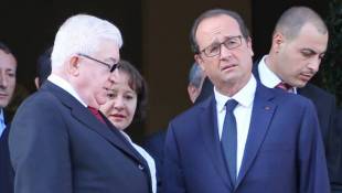 Leaders Meet In Paris To Forge Fight Against Islamic State Militants