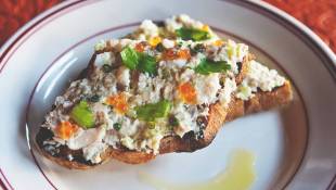 For Mind & Body: Study Finds Mediterranean Diet Boosts Both