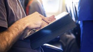 FAA Says Fliers Can Safely Use Most Electronics