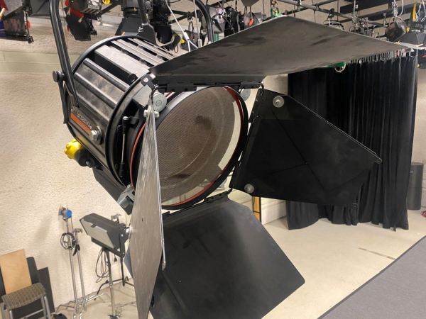 Tungsten/fresnel fixtures
