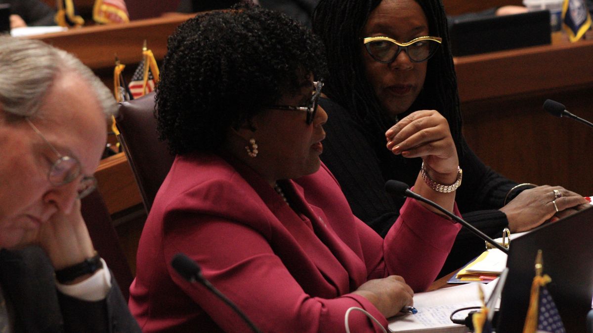 Rep. Cherrish Pryor (D-Indianapolis) pointed to the proposed boundary of District 4, which would split Marion County. 