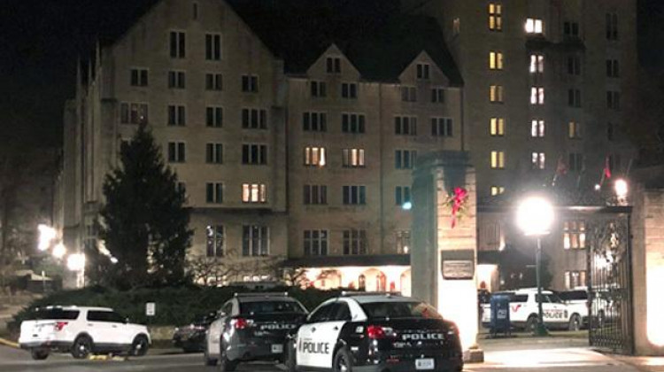 Police say a suspect has barricaded himself inside a hotel room at the Indiana Memorial Union. - (Brock E.W. Turner)