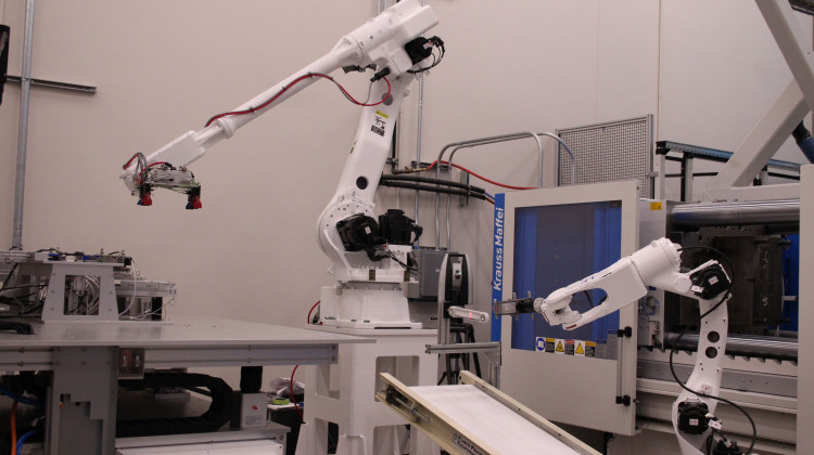 Inside Purdue University's new Manufacturing Design Laboratory, robots fabricate pieces, then hand them off to one another for testing – all without humans touching the parts.  - FILE PHOTO: Samantha Horton/IPB News