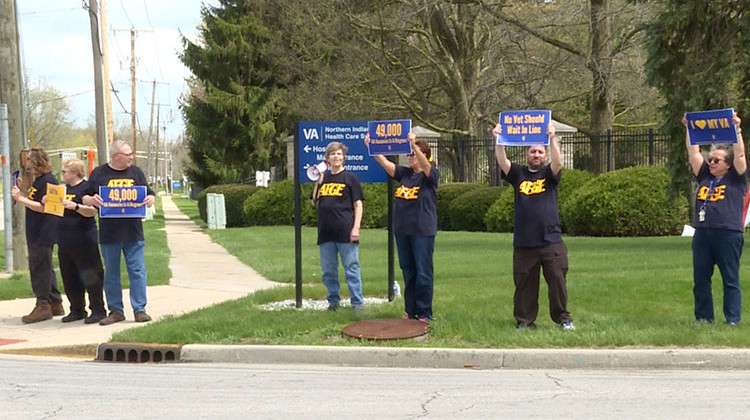 VA employees and veterans rallied outside the Marion facility Thursday. - Zachary Herndon/WFIU-WTIU News
