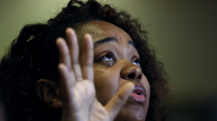 Duck boat accident survivor Tia Coleman speaks to the media during a news conference at Cox Medical Center Branson Saturday, July 21, 2018 in Branson, Mo.