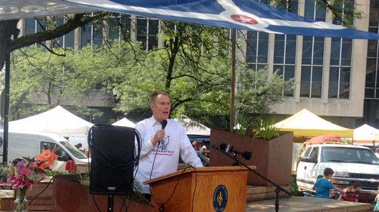 Indianapolis Mayor Joe Hogsett speaks at the Fresh Bucks event. - Robert Moscato-Goodpaster/WFYI