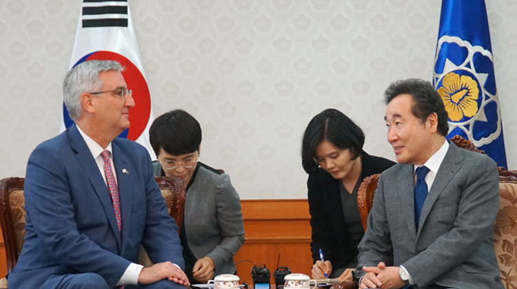 Indiana Gov. Eric Holcomb met with the Republic of Korea Prime Minister Lee Nak-yon. - Provided by the Indiana Economic Development Corp.