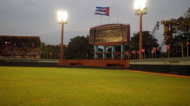 After 50 Years, Cuba Says Its Baseball Players Can Go Abroad