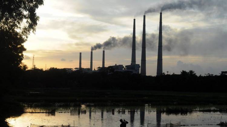 What's In It For U.S. To Cut Greenhouse Gas Emissions?