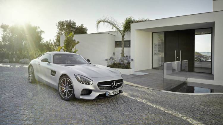 Mercedes-AMG GT-S Inherits Supercar Legacy