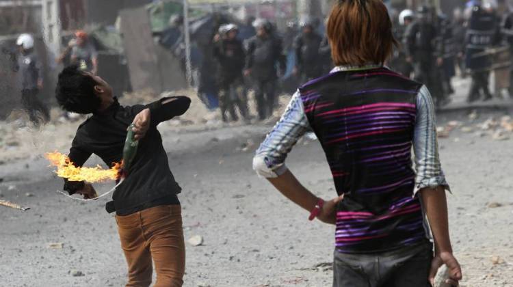 4 Killed As Cambodian Police Fire At Striking Garment Workers