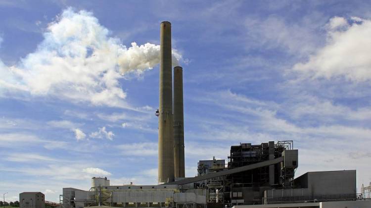 The A.B. Brown Generating Station is a coal-fired power station owned and operated by Vectren near Mount Vernon, Indiana. - PBurzynski/ CC-BY-3.0