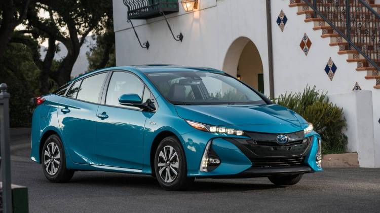 Toyota Prius Prime Is Aggressively Efficient