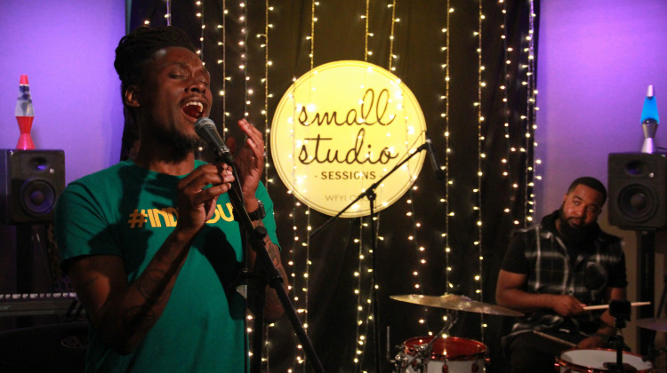 Soul singer/songwriter Bashiri Asad performs in WFYI's Small Studio Session - WFYI