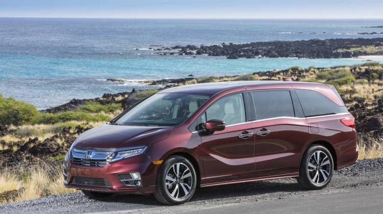 Honda Odyssey Embraces Vintage Tech