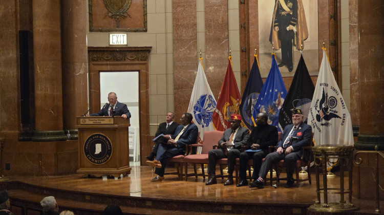 Indiana leaders honor Hoosier veterans in downtown service