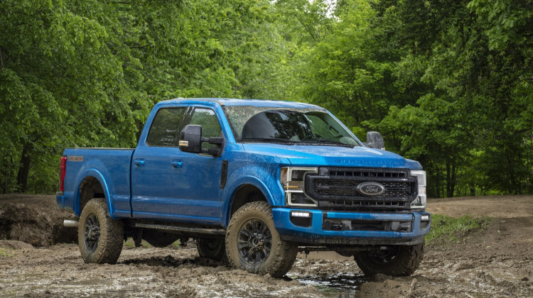 2020 Ford F-350 Tremor, Chevy Trail Boss Offer Alternatives For Extreme Capability