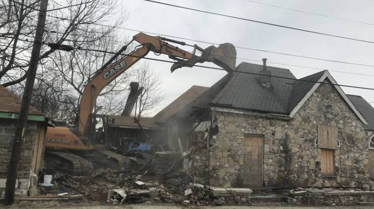 City Demolishes House Known For Prostitution In King Park Neighborhood