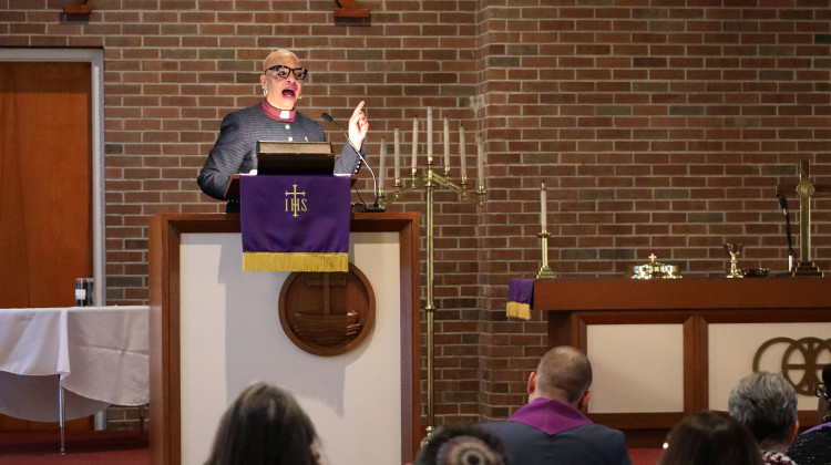 Monthly vigil renews push to end ICE detention in Indiana after one immigrant dies