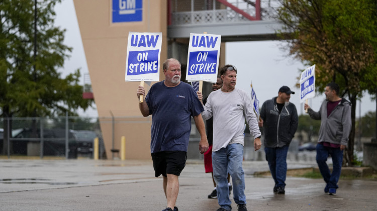UAW strikes at General Motors plant in Texas as union goes after automakers' cash cows