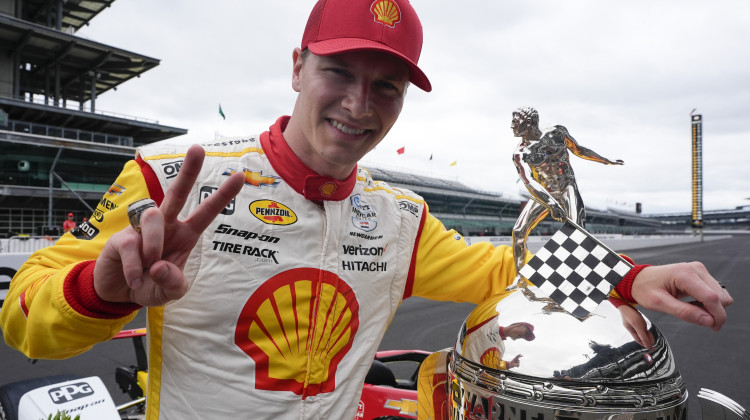 Newgarden goes back-to-back at Indy 500 to give Roger Penske record-extending 20th win