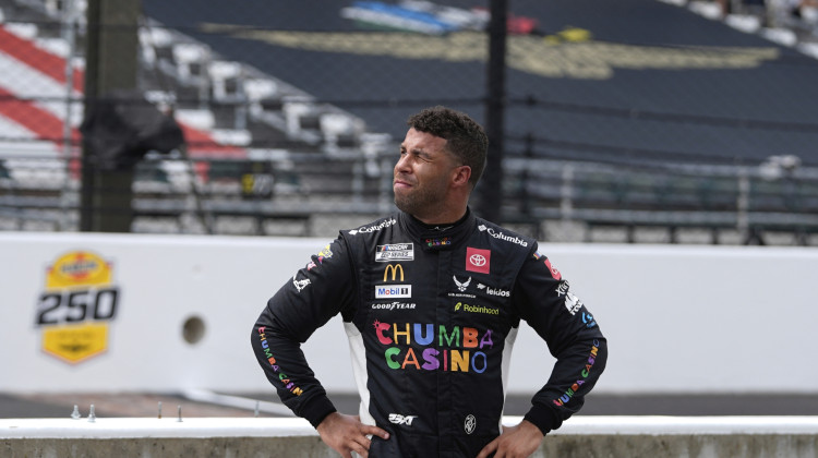 Bubba Wallace watches during qualifications for the NASCAR Cup Series auto race at Indianapolis Motor Speedway, Saturday, July 26, 2025, in Indianapolis. - AP Photo/Darron Cummings