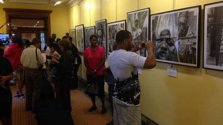 Kin Killin' Kin Exhibit At Central Library 'Powerful'