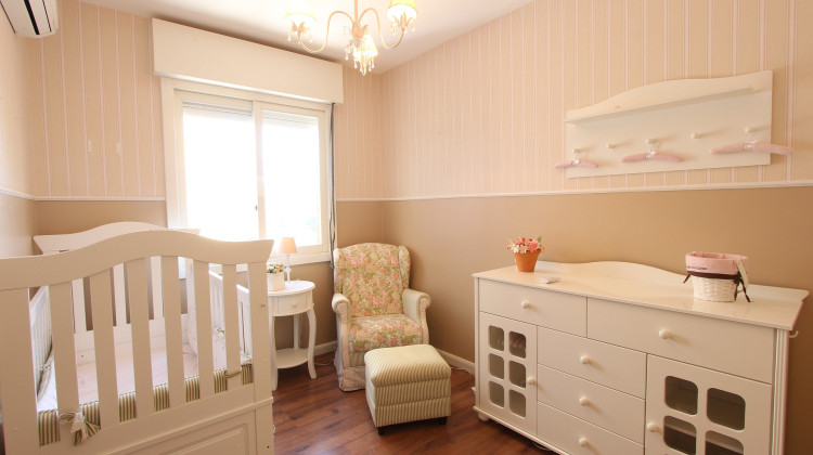 Fathers could be ordered to help pay for cribs, diapers and more under approved bill