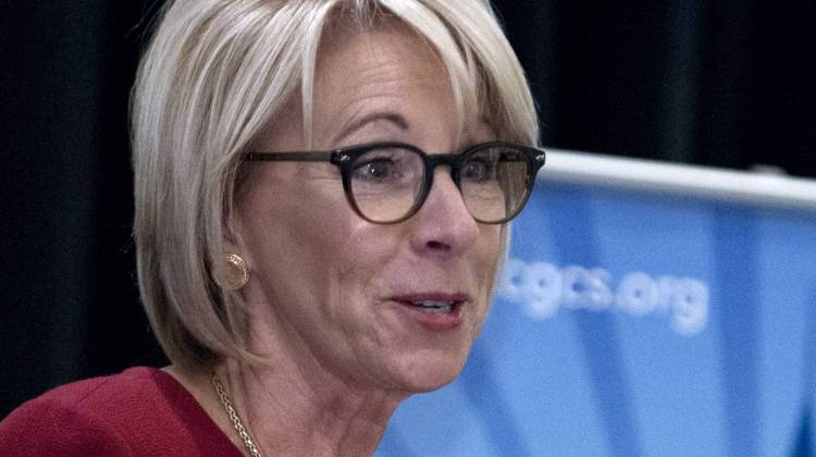 DeVos Praises Indianapolis Public Schools For "Out-Of-The-Box" Management Approach