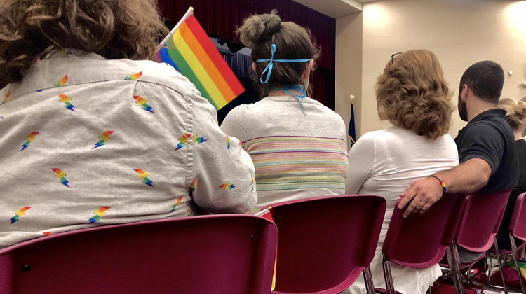 The school board decided to hold a special meeting after parents learned a rainbow pride flag was hanging in an eighth grade classroom. - Ella Abbott/WBOI