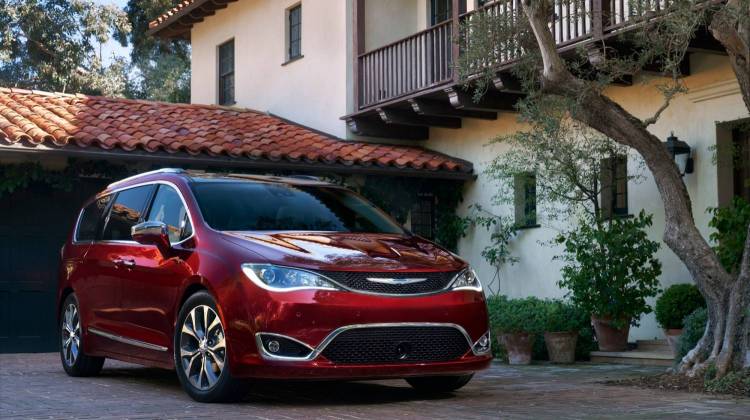 Chrysler Pacifica Is One Beautiful Mini-Van