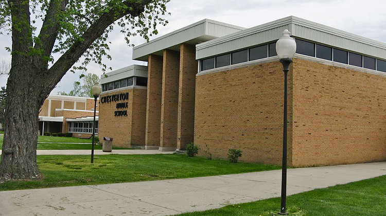 Bats were found inside Chesterton Middle School on Monday, one day before the school's scheduled reopening for limited in-person instruction. - hakkun/CC-BY-SA-3.0