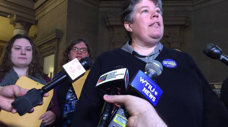 LGBT rights group Freedom Indiana wants Governor-elect Eric Holcomb to push for anti-discrimination protections for lesbian, gay, bisexual and transgender Hoosiers. The group delivered more than 6,000Â petitions and letters to Holcomb, urging him to act. - IPBS-RJC