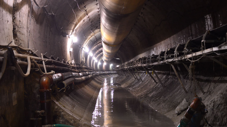 The Deep Rock Tunnel Connector (DRTC) was the first tunnel constructed in the DigIndy program.