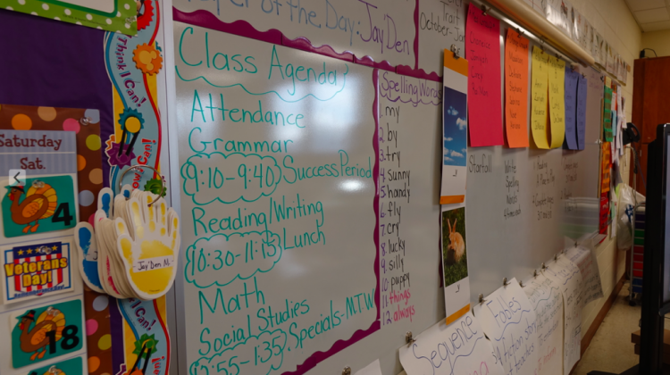 An elementary school classroom. - WFYI News