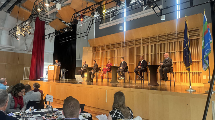 Six candidates running for governor in Indiana discussed their running platforms and economic issues throughout the state at a forum on Friday. - Violet Comber-Wilen/IPB News